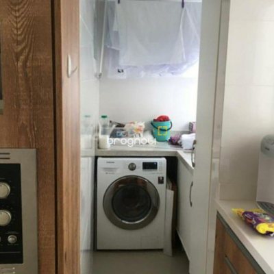 Apartamento com 81m², 3 quartos (sendo 1 suíte), 1 garagem, no bairro Estreito em Florianópolis