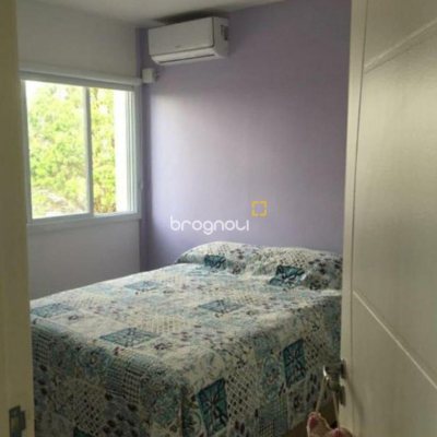 Apartamento com 81m², 3 quartos (sendo 1 suíte), 1 garagem, no bairro Estreito em Florianópolis