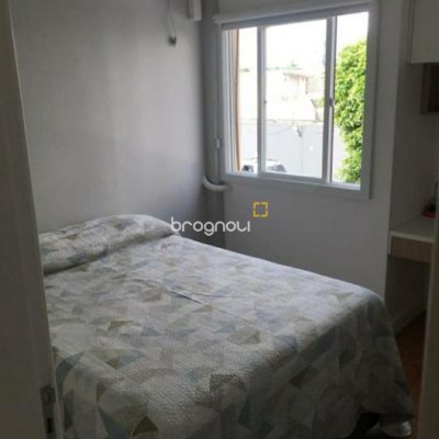 Apartamento com 81m², 3 quartos (sendo 1 suíte), 1 garagem, no bairro Estreito em Florianópolis