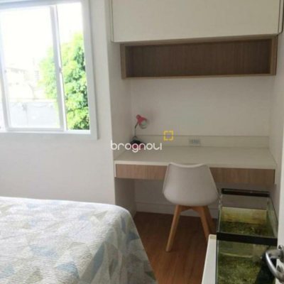 Apartamento com 81m², 3 quartos (sendo 1 suíte), 1 garagem, no bairro Estreito em Florianópolis