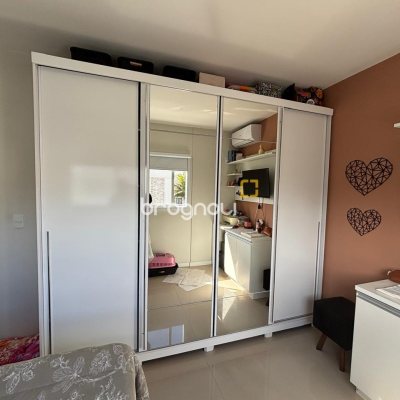 Apartamento com 68m², 2 quartos (sendo 1 suíte), 1 garagem, no bairro Pagani em Palhoça