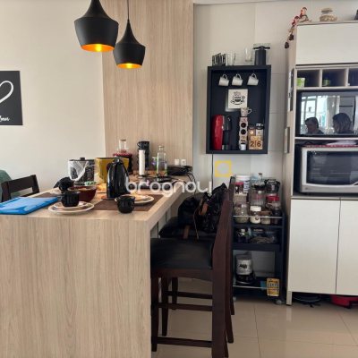 Apartamento com 68m², 2 quartos (sendo 1 suíte), 1 garagem, no bairro Pagani em Palhoça