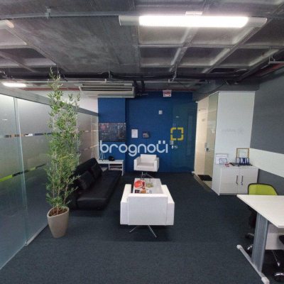Sala com 167m², 2 garagens, no bairro João Paulo em Florianópolis