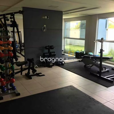 Apartamento com 63m², 2 quartos (sendo 1 suíte), 1 garagem, no bairro Canasvieiras em Florianópolis