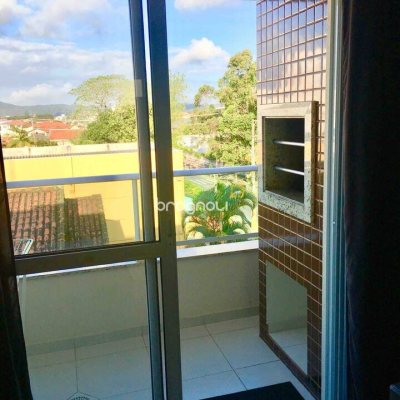 Apartamento com 63m², 2 quartos (sendo 1 suíte), 1 garagem, no bairro Canasvieiras em Florianópolis