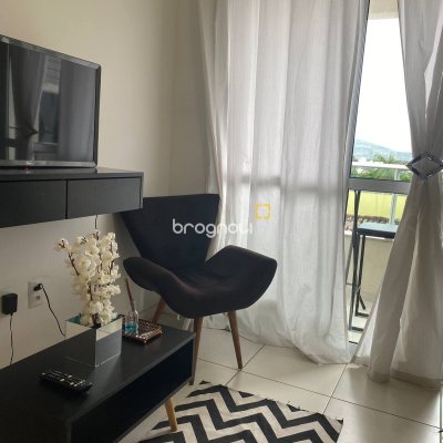 Apartamento com 63m², 2 quartos (sendo 1 suíte), 1 garagem, no bairro Canasvieiras em Florianópolis