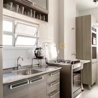 Apartamento com 63m², 2 quartos (sendo 1 suíte), 1 garagem, no bairro Canasvieiras em Florianópolis