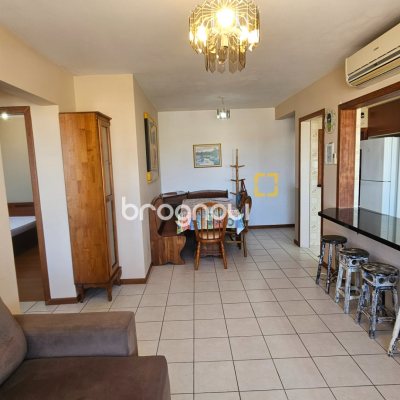 Apartamento com 62m², 2 quartos, 1 garagem, no bairro Capoeiras em Florianópolis