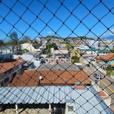Apartamento com 62m², 2 quartos, 1 garagem, no bairro Capoeiras em Florianópolis