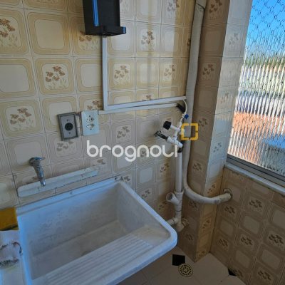 Apartamento com 62m², 2 quartos, 1 garagem, no bairro Capoeiras em Florianópolis