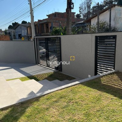 Casa com 148m², 2 quartos (sendo 2 suítes), 2 garagens, no bairro Ingleses em Florianópolis