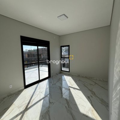 Casa com 148m², 2 quartos (sendo 2 suítes), 2 garagens, no bairro Ingleses em Florianópolis