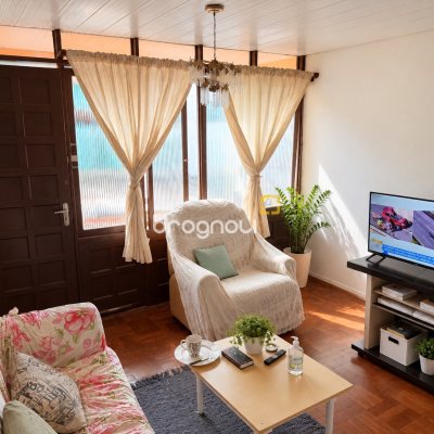 Casa com 400m², 2 quartos, 2 garagens, no bairro Balneário em Florianópolis
