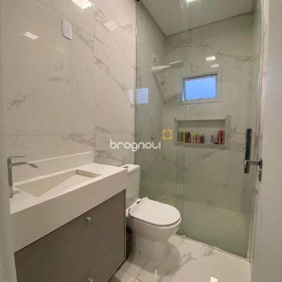 Casa com 170m², 3 quartos (sendo 1 suíte), 2 garagens, no bairro Ingleses em Florianópolis