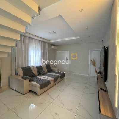 Casa com 170m², 3 quartos (sendo 1 suíte), 2 garagens, no bairro Ingleses em Florianópolis