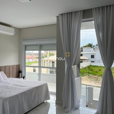Casa com 170m², 3 quartos (sendo 1 suíte), 2 garagens, no bairro Ingleses em Florianópolis