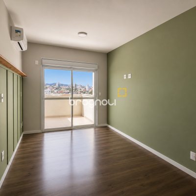 Apartamento com 90m², 3 quartos (sendo 1 suíte), 2 garagens, no bairro Barreiros em São José
