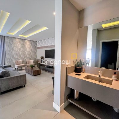 Apartamento com 90m², 3 quartos (sendo 1 suíte), 2 garagens, no bairro Barreiros em São José