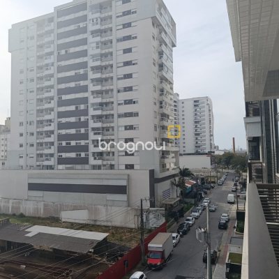 Apartamento com 75m², 2 quartos (sendo 1 suíte), 1 garagem, no bairro Kobrasol em São José
