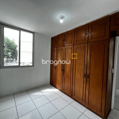 Apartamento com 55m², 2 quartos, no bairro Centro em Florianópolis