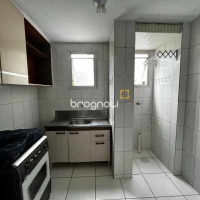 Apartamento com 55m², 2 quartos, no bairro Centro em Florianópolis
