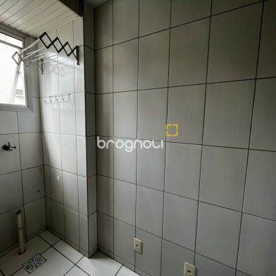 Apartamento com 55m², 2 quartos, no bairro Centro em Florianópolis