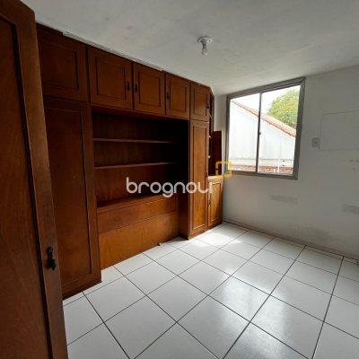 Apartamento com 55m², 2 quartos, no bairro Centro em Florianópolis