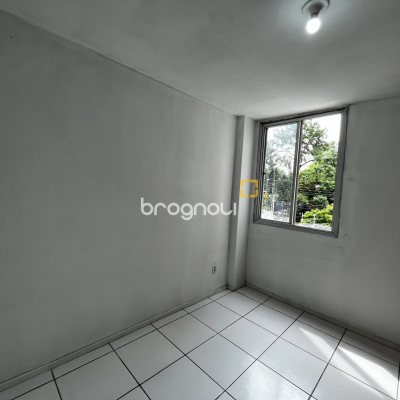 Apartamento com 55m², 2 quartos, no bairro Centro em Florianópolis