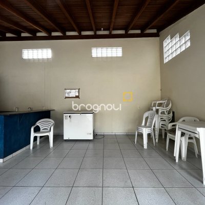 Apartamento com 55m², 2 quartos, no bairro Centro em Florianópolis