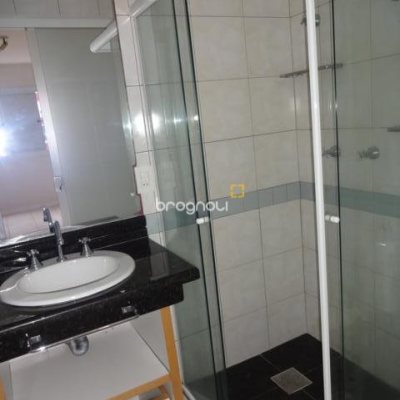 Apartamento com 71m², 2 quartos (sendo 1 suíte), 1 garagem, no bairro Trindade em Florianópolis