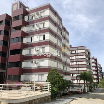 Apartamento com 71m², 2 quartos (sendo 1 suíte), 1 garagem, no bairro Trindade em Florianópolis