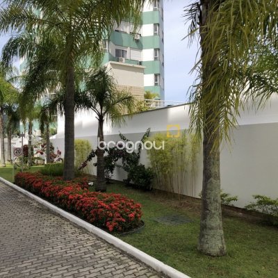 Apartamento com 71m², 2 quartos (sendo 1 suíte), 1 garagem, no bairro Trindade em Florianópolis