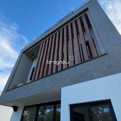 Casa de Condomínio com 200m², 4 quartos (sendo 4 suítes), 4 garagens, no bairro Beira Rio em Biguaçu