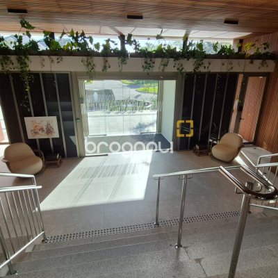 Apartamento com 151m², 3 quartos (sendo 3 suítes), 2 garagens, no bairro Jurerê Internacional em Florianópolis