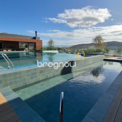 Apartamento com 151m², 3 quartos (sendo 3 suítes), 2 garagens, no bairro Jurerê Internacional em Florianópolis