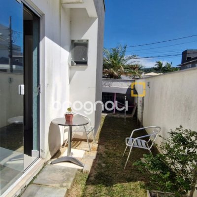 Casa de Condomínio com 183m², 3 quartos (sendo 2 suítes), 2 garagens, no bairro Vargem Grande em Florianópolis