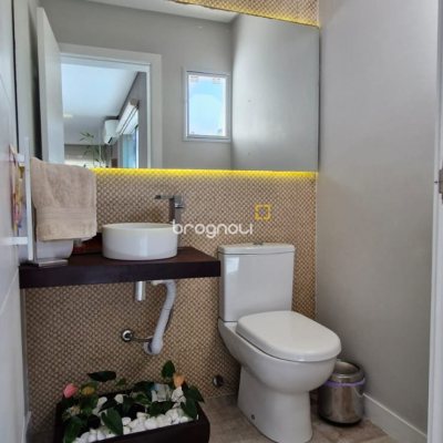 Casa de Condomínio com 183m², 3 quartos (sendo 2 suítes), 2 garagens, no bairro Vargem Grande em Florianópolis