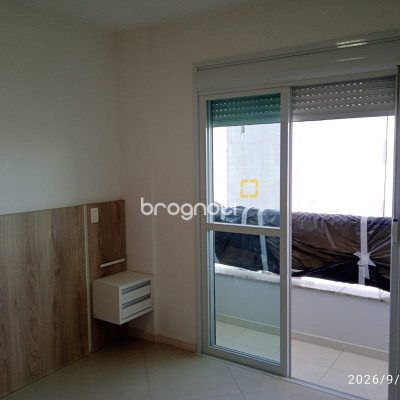 Apartamento com 76m², 2 quartos (sendo 1 suíte), 1 garagem, no bairro Estreito em Florianópolis