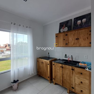 Apartamento com 58m², 2 quartos (sendo 1 suíte), 1 garagem, no bairro Santinho em Florianópolis