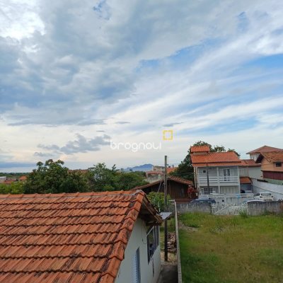 Apartamento com 58m², 2 quartos (sendo 1 suíte), 1 garagem, no bairro Santinho em Florianópolis