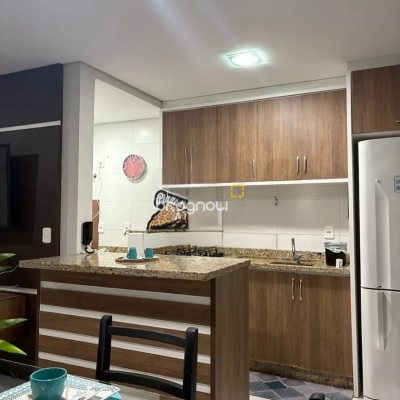 Apartamento com 66m², 2 quartos (sendo 1 suíte), 2 garagens, no bairro Pagani em Palhoça