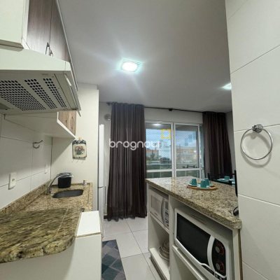 Apartamento com 66m², 2 quartos (sendo 1 suíte), 2 garagens, no bairro Pagani em Palhoça