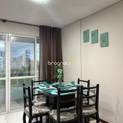 Apartamento com 66m², 2 quartos (sendo 1 suíte), 2 garagens, no bairro Pagani em Palhoça