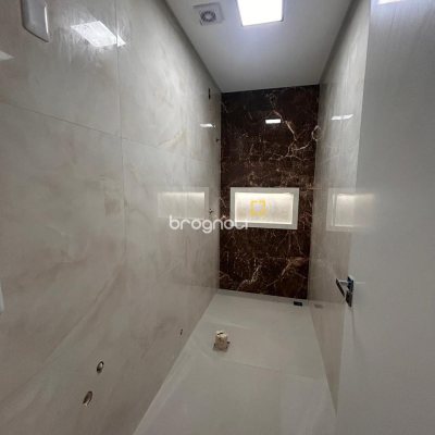 Casa com 134m², 3 quartos (sendo 1 suíte), 2 garagens, no bairro Ingleses em Florianópolis