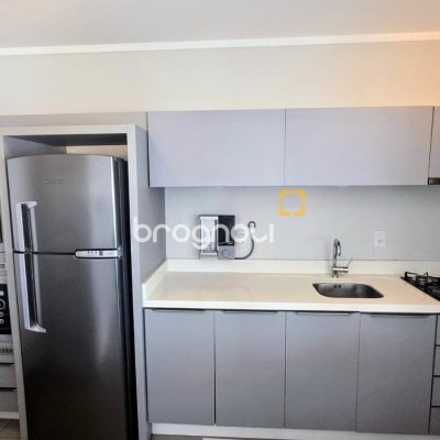 Apartamento com 54m², 1 quarto, 1 garagem, no bairro Centro em Florianópolis