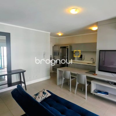Apartamento com 54m², 1 quarto, 1 garagem, no bairro Centro em Florianópolis