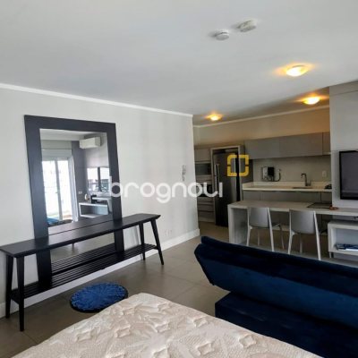Apartamento com 54m², 1 quarto, 1 garagem, no bairro Centro em Florianópolis