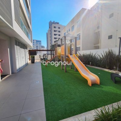 Apartamento com 54m², 1 quarto, 1 garagem, no bairro Centro em Florianópolis