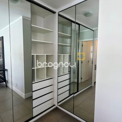 Apartamento com 54m², 1 quarto, 1 garagem, no bairro Centro em Florianópolis