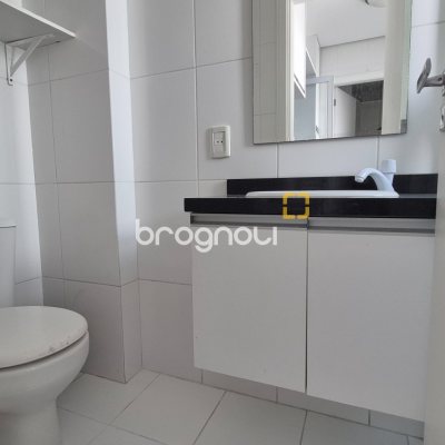 Cobertura com 235m², 4 quartos (sendo 4 suítes), 3 garagens, no bairro Jurerê em Florianópolis